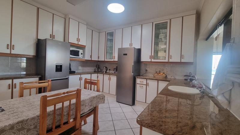 6 Bedroom Property for Sale in Groot Brakrivier Central Western Cape